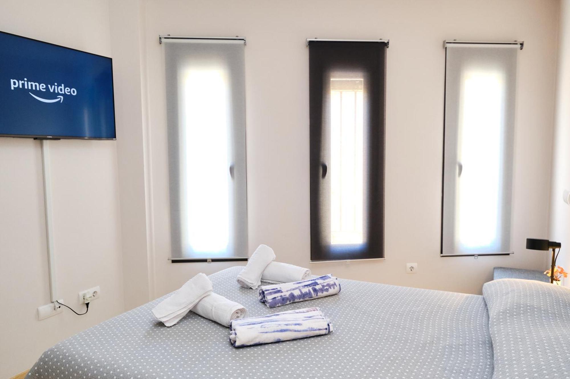 Habitaciones Pensadas Para Ti Фуeнхирола Екстериор снимка