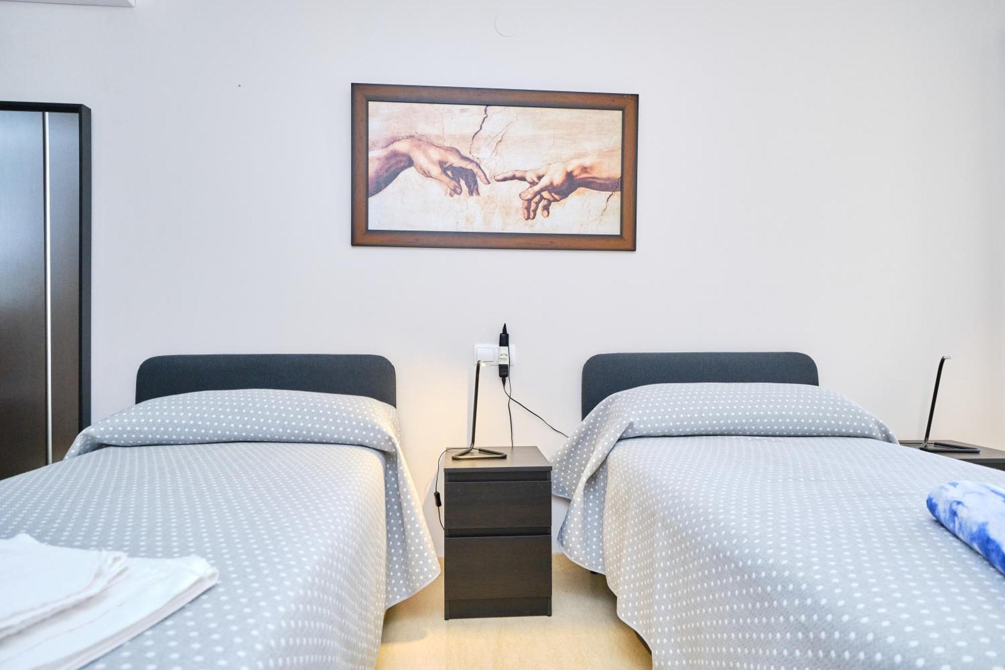 Habitaciones Pensadas Para Ti Фуeнхирола Екстериор снимка
